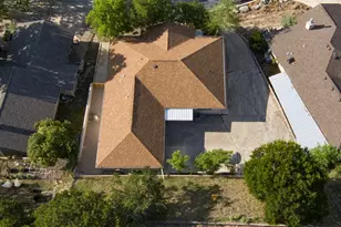 1307 N Malibu Dr, Kerrville, TX 78028 - Photo 43