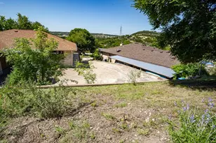 1307 N Malibu Dr, Kerrville, TX 78028 - Photo 41