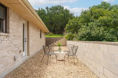 1307 N Malibu Dr, Kerrville, TX 78028 - Photo 35