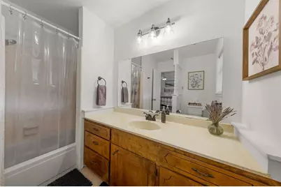 240 Aqua Vista Dr, Kerrville, TX 78028 - Photo 11