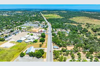 1709 N Llano St, Fredericksburg, TX 78624 - Photo 15