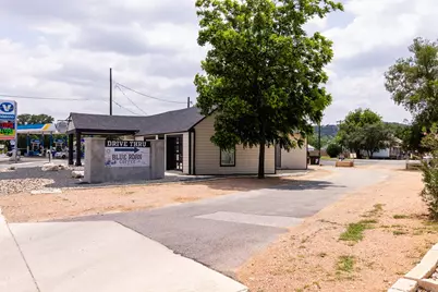 1700 Water St, Kerrville, TX 78028 - Photo 25