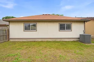 6827 Celes Meadow Dr, Converse, TX 78109 - Photo 27