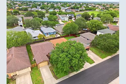 6827 Celes Meadow Dr, Converse, TX 78109 - Photo 33