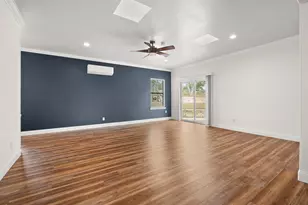 219 Victoria Dr, Kerrville, TX 78028 - Photo 5