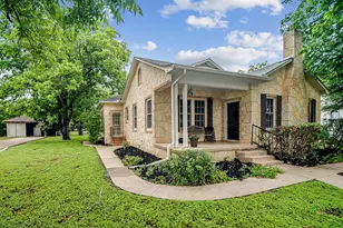 311 W Austin St, Fredericksburg, TX 78624 - Photo 5