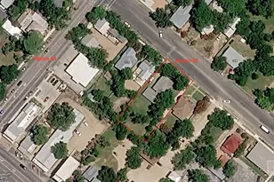 311 W Austin St, Fredericksburg, TX 78624 - Photo 25