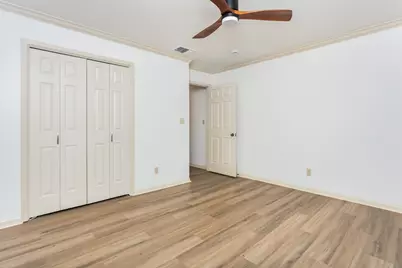 2611 Eisenhauer Rd #110, San Antonio, TX 78209 - Photo 21