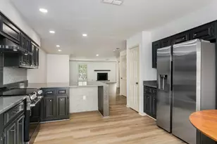 2611 Eisenhauer Rd, San Antonio, TX 78209 - Photo 3