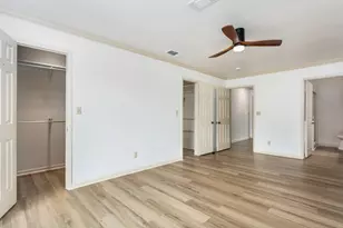 2611 Eisenhauer Rd, San Antonio, TX 78209 - Photo 13