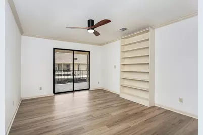 2611 Eisenhauer Rd #110, San Antonio, TX 78209 - Photo 17