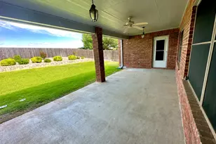 413 Redbird Ln, Fredericksburg, TX 78624 - Photo 15