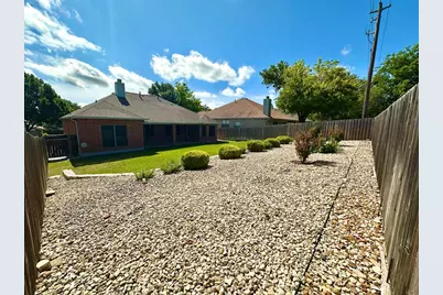 413 Redbird Lane, Fredericksburg, TX 78624 - Photo 19