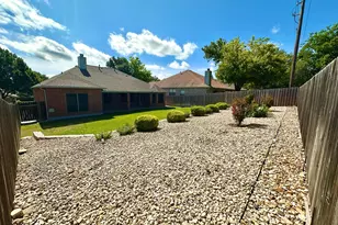 413 Redbird Ln, Fredericksburg, TX 78624 - Photo 19