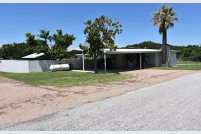 847 Ridgeway, Tow, TX 78672 - Photo 27