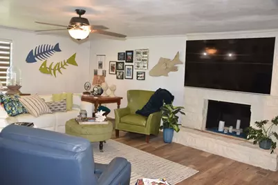 847 Ridgeway, Tow, TX 78672 - Photo 3