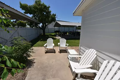 847 Ridgeway, Tow, TX 78672 - Photo 17