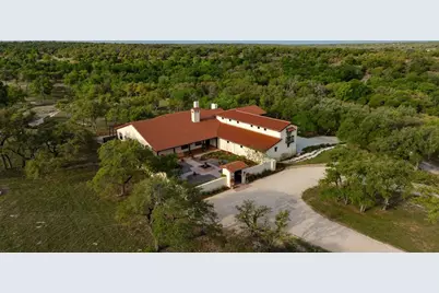 862 Grape Creek Rd, Fredericksburg, TX 78624 - Photo 3