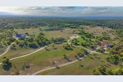 862 Grape Creek Rd, Fredericksburg, TX 78624 - Photo 9