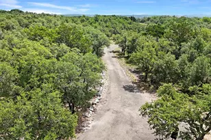 815 Oxen Trail, Fredericksburg, TX 78624 - Photo 5