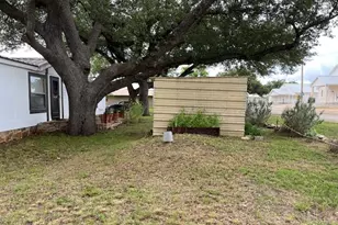 6009 SE 5th St, Rochelle, TX 76872 - Photo 9