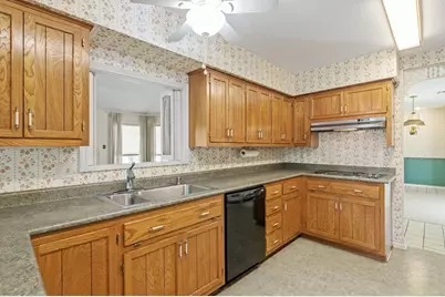 214 Northwood Hills Dr, Fredericksburg, TX 78624 - Photo 9