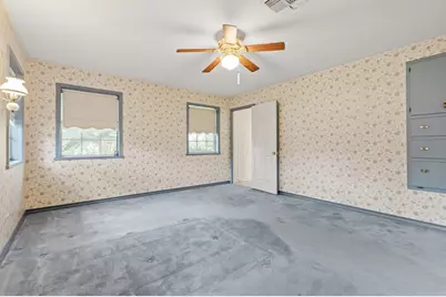 214 Northwood Hills Dr, Fredericksburg, TX 78624 - Photo 15