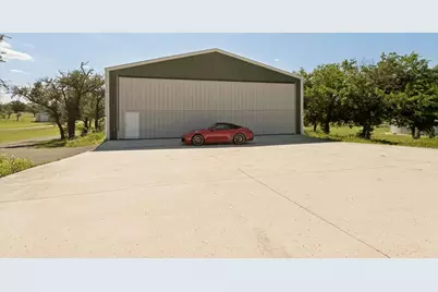 2881 S Aviation Loop, Fredericksburg, TX 78624 - Photo 25