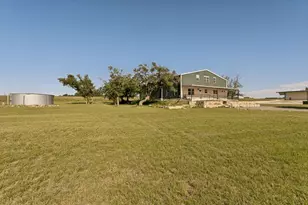 2881 S Aviation Loop, Fredericksburg, TX 78624 - Photo 3