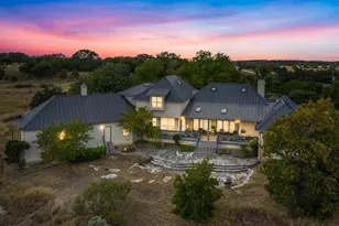 101 Crestline Dr, Kerrville, TX 78028 - Photo 1