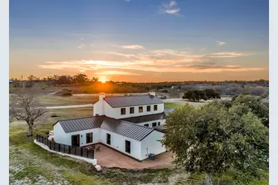 130 S Overlook Dr, Fredericksburg, TX 78624 - Photo 31