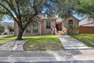 211 E Creekview Dr, Fredericksburg, TX 78624 - Photo 1