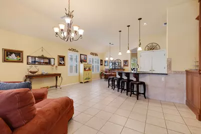 211 E Creekview Dr, Fredericksburg, TX 78624 - Photo 19