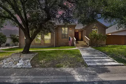 211 E Creekview Dr, Fredericksburg, TX 78624 - Photo 3