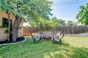 708 N Milam St, Fredericksburg, TX 78624 - Photo 5