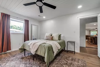 708 N Milam St, Fredericksburg, TX 78624 - Photo 11