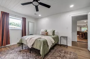 708 N Milam St, Fredericksburg, TX 78624 - Photo 11
