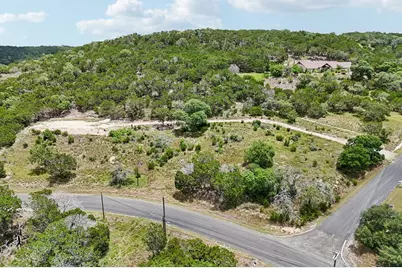 902 Saddlewood Blvd, Kerrville, TX 78028 - Photo 5