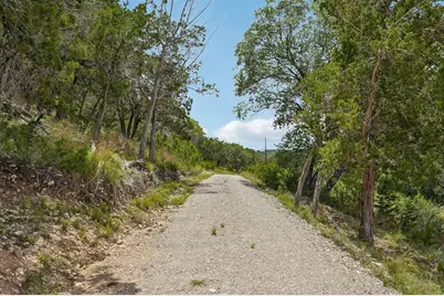 902 Saddlewood Blvd, Kerrville, TX 78028 - Photo 9