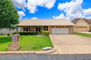 622 Dawn Ln, Fredericksburg, TX 78624 - Photo 1