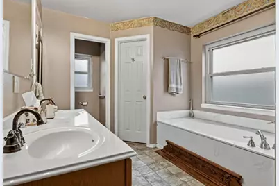 622 Dawn Lane, Fredericksburg, TX 78624 - Photo 15