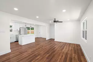 614 S Columbus, Fredericksburg, TX 78624 - Photo 5