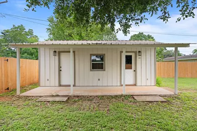 614 S Columbus, Fredericksburg, TX 78624 - Photo 25