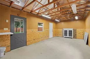 614 S Columbus, Fredericksburg, TX 78624 - Photo 27