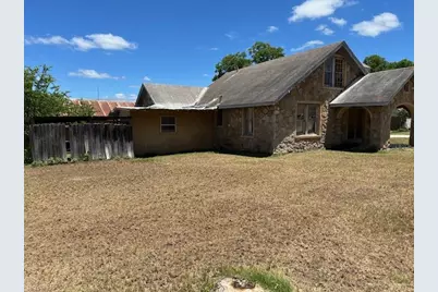 1421 S High St, Brady, TX 76825 - Photo 27