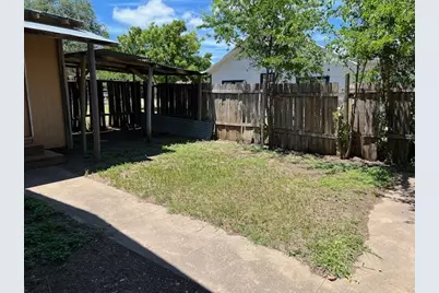 1421 S High St, Brady, TX 76825 - Photo 35