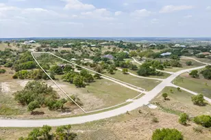 1783 Axis Cir, Fredericksburg, TX 78624 - Photo 3