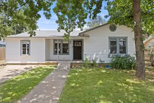 106 W Mulberry St, Fredericksburg, TX 78624 - Photo 1