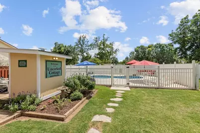 1203 N Milam St, Fredericksburg, TX 78624 - Photo 25
