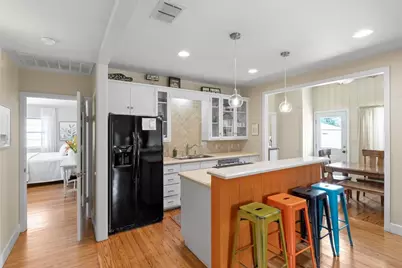 1203 N Milam St, Fredericksburg, TX 78624 - Photo 17